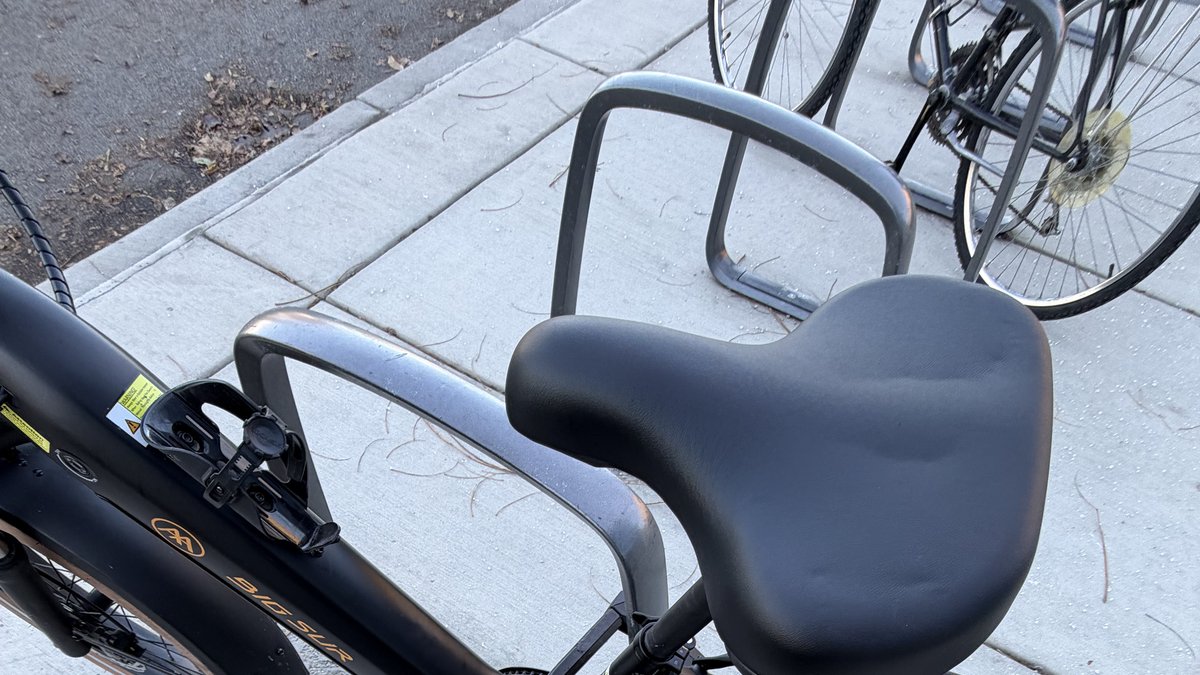 Big Sur Sport electric bike available for rent in Chicago